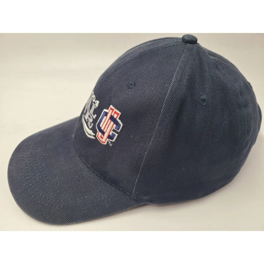 Vintage UConn Huskies 2004 NCAA Final Four Adjustable Hat Cap Dad Men Women Blue